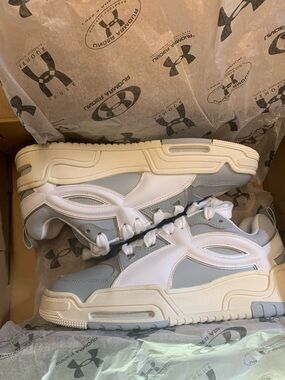Under Armor HB-Lo. Brand new men’s size 10